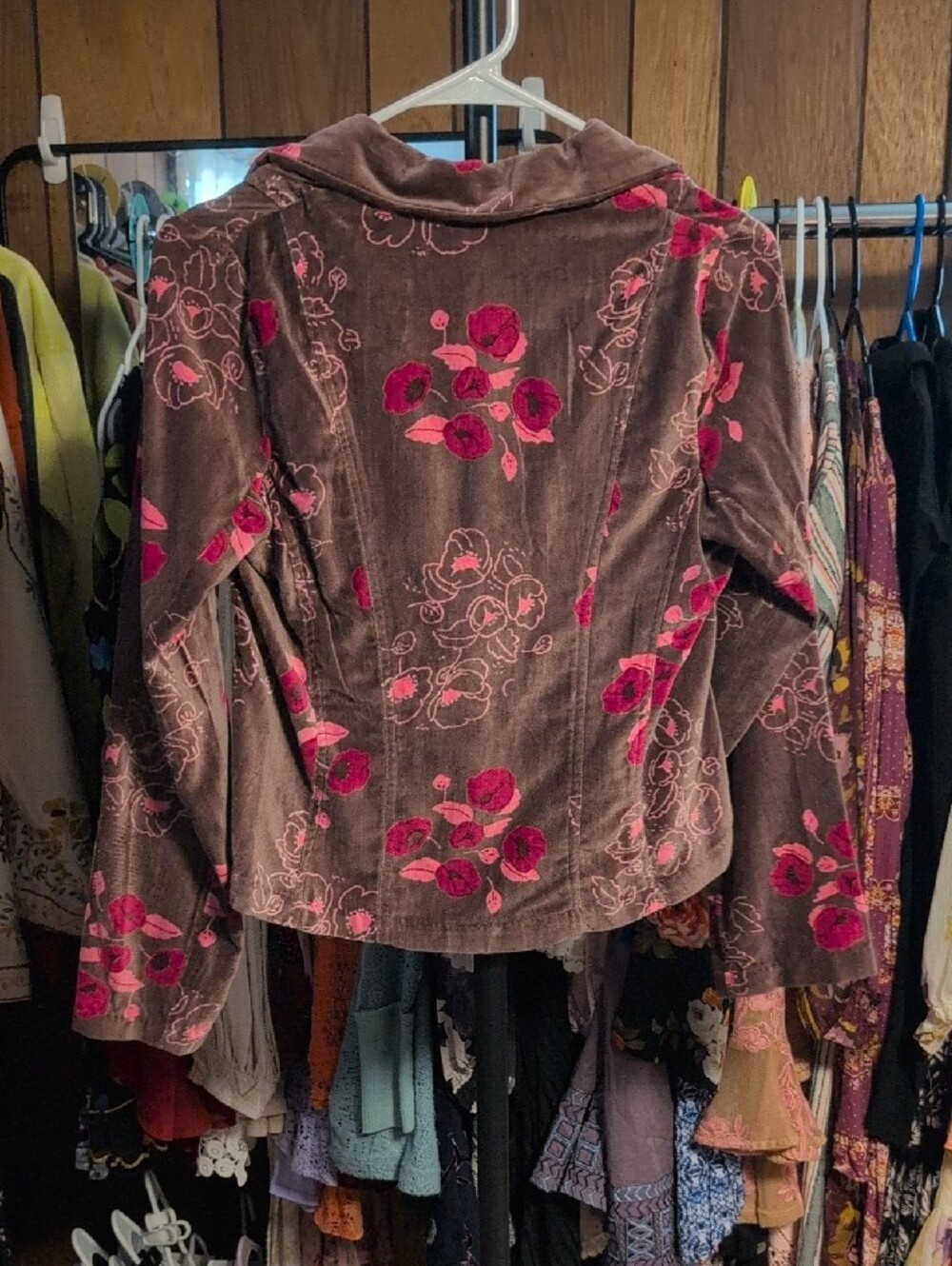 Angie Brown Velvet Blazer with Pink Floral Embroidery NWT - Picture 4 of 4